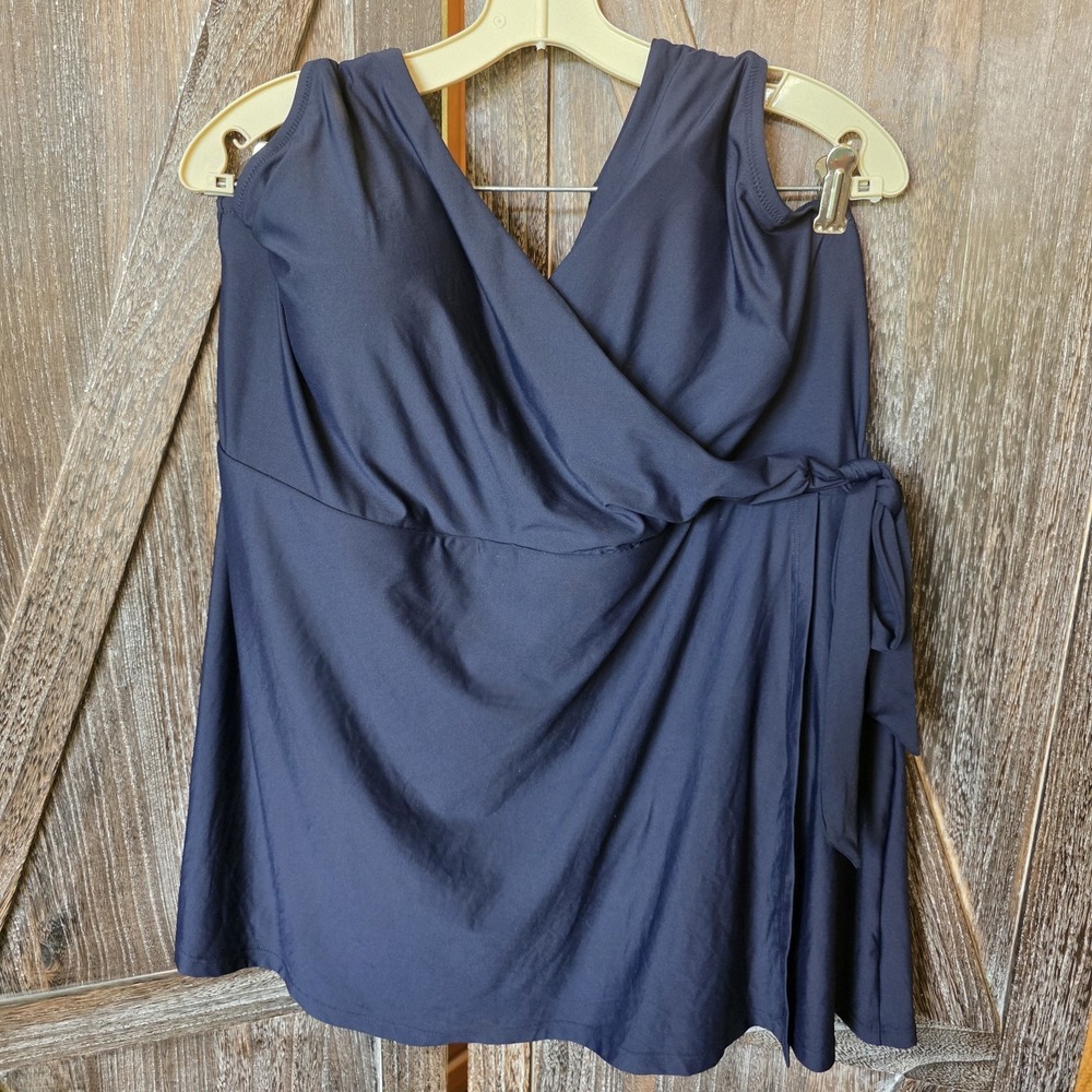 J. Crew Swimsuit Women's Size 22 Navy Blue Tankini Top Only Halter Cross Over